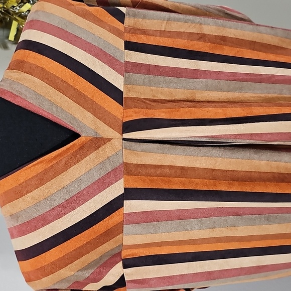 3 for $20 🍂 Faux Suede Striped V-Neck Tunic Top M Soft Brown Orange Fall Boho - Picture 4 of 9